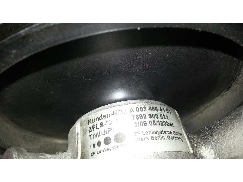 Recambio de bomba direccion para mercedes-benz clase c (w203) berlina 1.8 cat referencia OEM IAM   