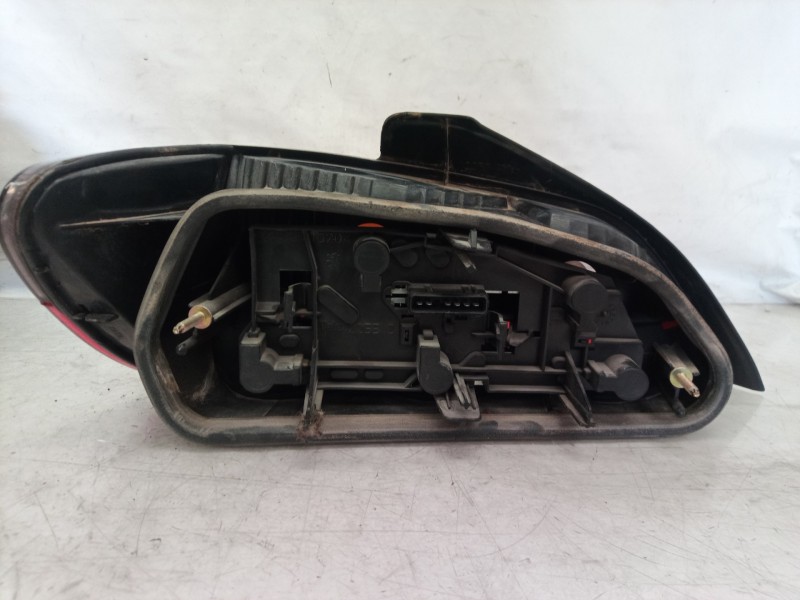 Recambio de piloto trasero derecho para peugeot 406 berlina (s1/s2) stdt referencia OEM IAM   