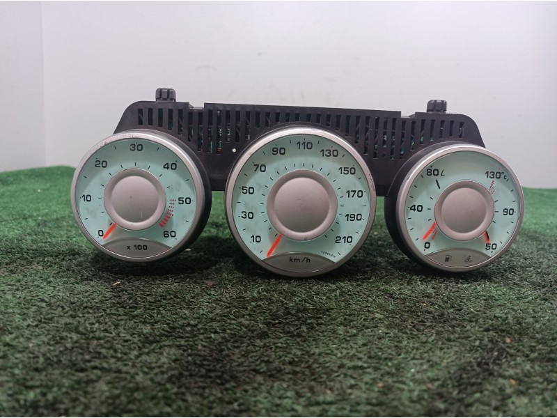 Recambio de cuadro instrumentos para citroën c8 2.2 hdi exclusive referencia OEM IAM 1490107080 1490107080 501021630050