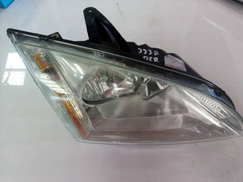 Recambio de faro derecho para ford focus berlina (cap) ghia referencia OEM IAM 4M5113K060AA 4M5113K060AA 4M5113W029AC