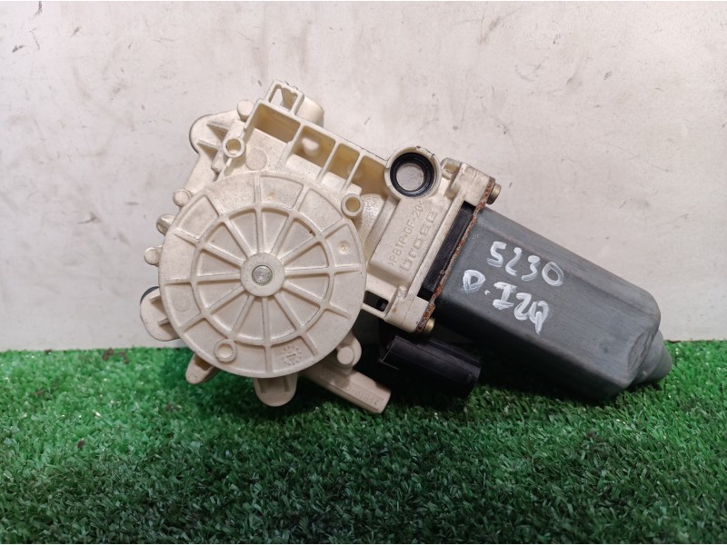 Recambio de motor elevalunas delantero izquierdo para bmw serie 7 (e38) 730il referencia OEM IAM 193272000 193272000 193272000