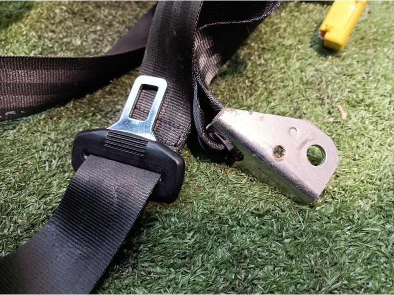 Recambio de cinturon seguridad trasero derecho para volkswagen tiguan (5n1) 2.0 tdi referencia OEM IAM 5N0857806A 5N0857806A 340