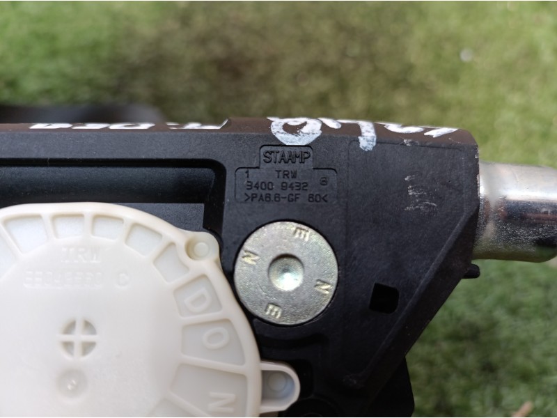 Recambio de cinturon seguridad trasero derecho para volkswagen tiguan (5n1) 2.0 tdi referencia OEM IAM 5N0857806A 5N0857806A 340