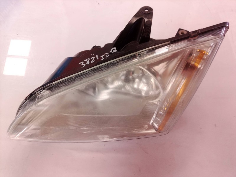 Recambio de faro izquierdo para ford focus berlina (cap) ghia referencia OEM IAM 4M5113K060BA 4M5II3K060BA 4M5II3K060BA