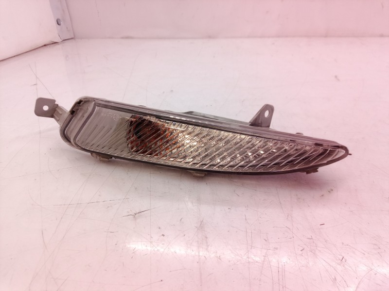 Recambio de faro antiniebla izquierdo para opel astra j sports tourer referencia OEM IAM 662588537 662588537 662588537