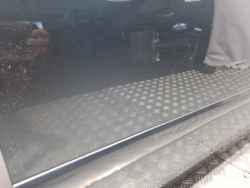 Recambio de puerta delantera derecha para peugeot 307 break / sw (s1) referencia OEM IAM   