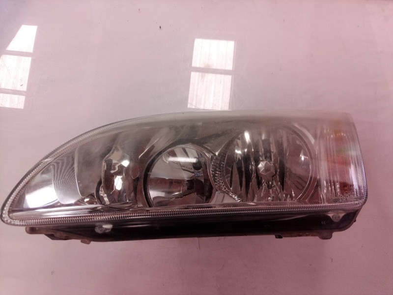 Recambio de faro izquierdo para ford focus berlina (cap) ghia referencia OEM IAM 4M5113K060BA 4M5II3K060BA 4M5II3K060BA