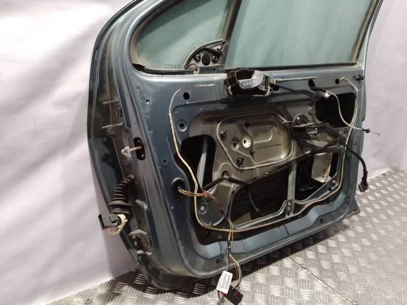 Recambio de puerta delantera derecha para peugeot 307 break / sw (s1) referencia OEM IAM   