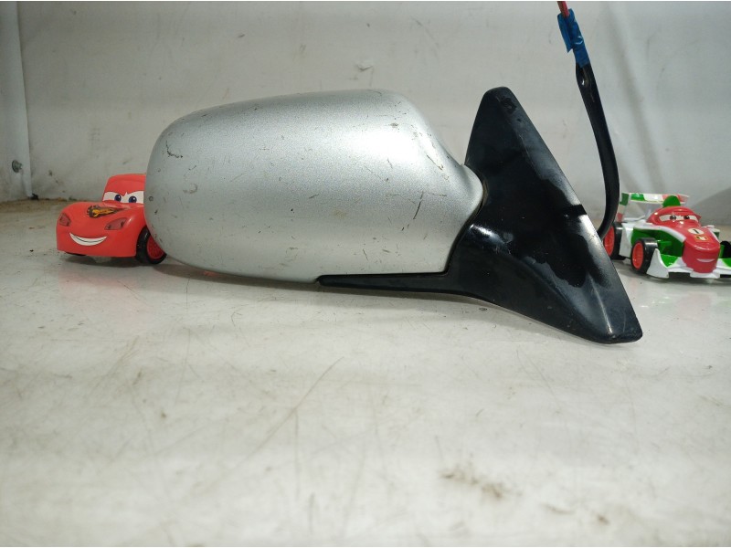 Recambio de retrovisor derecho para toyota celica (t20) referencia OEM IAM LHR4701 LHR4701 LHR4701