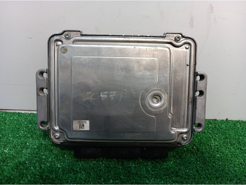 Recambio de centralita motor uce para peugeot 206 berlina 1.4 hdi referencia OEM IAM 9661728580 9661728580 0281012525