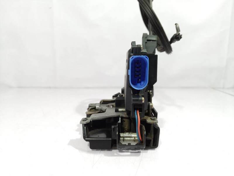 Recambio de cerradura puerta delantera derecha para volkswagen golf v berlina (1k1) referencia OEM IAM 3D1837016 3D1837016 3D183