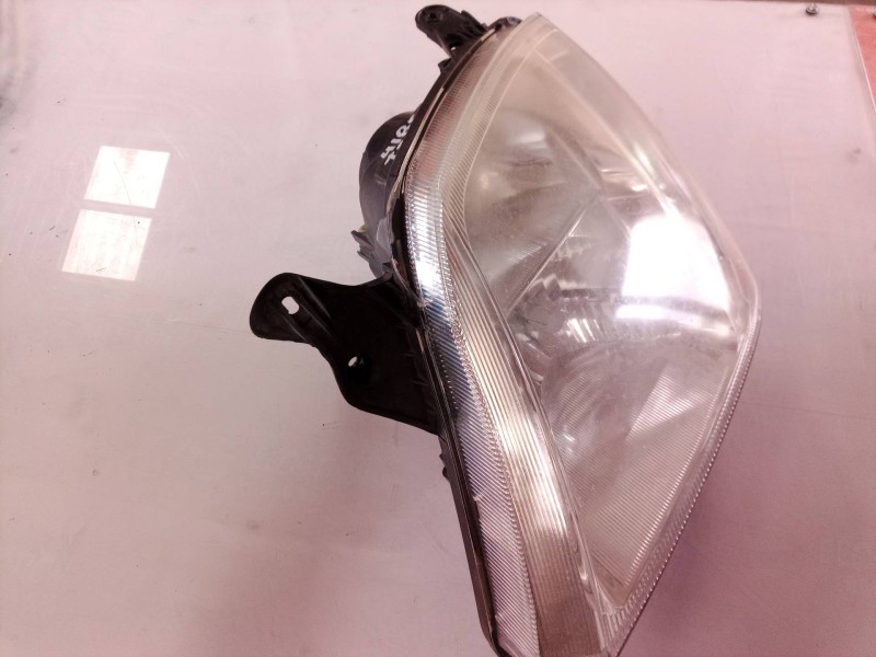 Recambio de faro izquierdo para opel meriva cosmo referencia OEM IAM 93321052 93321052 93321052