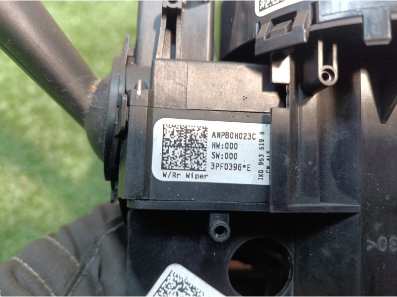 Recambio de mando multifuncion para volkswagen tiguan (5n1) 2.0 tdi referencia OEM IAM 1K0953503EJ 1K0953519H ZWAC29004D