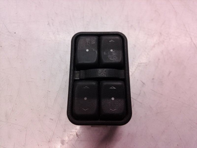 Recambio de mando elevalunas delantero izquierdo para opel meriva cosmo referencia OEM IAM 13363402 13363402 13363402