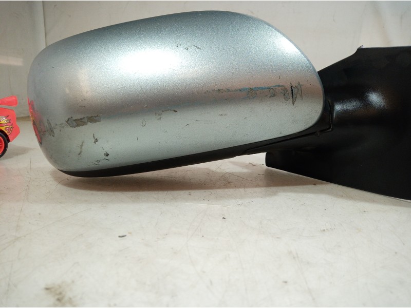 Recambio de retrovisor derecho para toyota yaris (ncp1/nlp1/scp1) referencia OEM IAM 2701200 2701200 2701200
