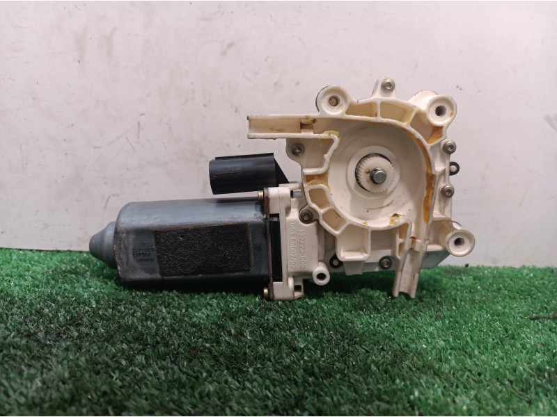 Recambio de motor elevalunas delantero derecho para bmw serie 7 (e38) 730il referencia OEM IAM 193273000 193273000 193273000