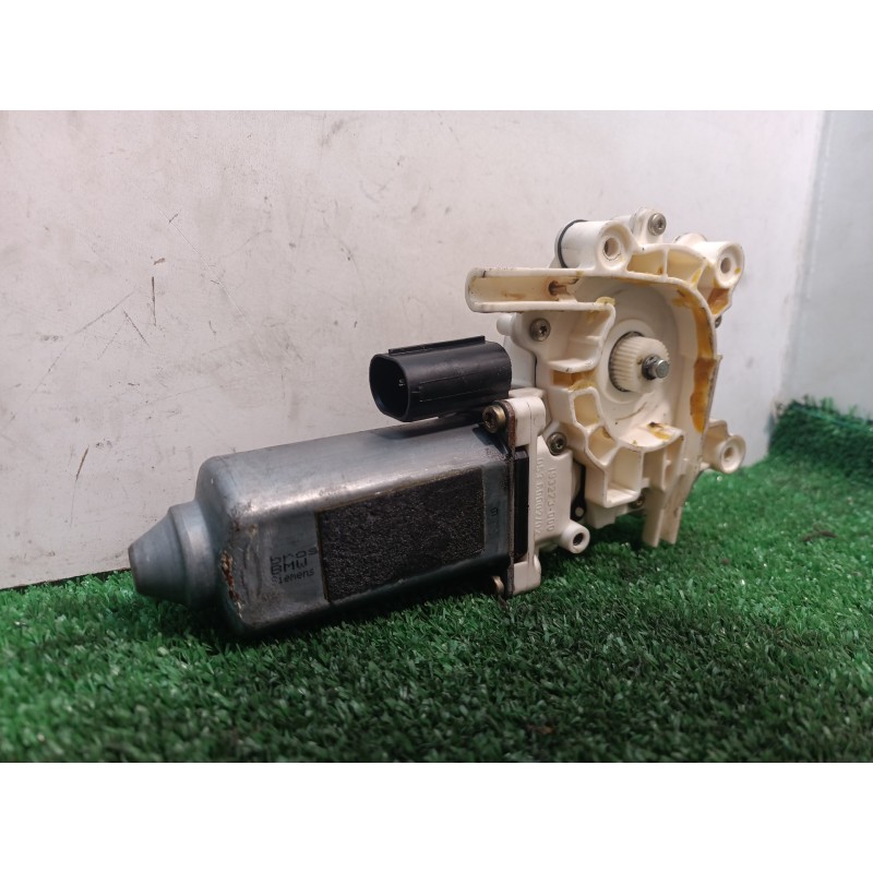 Recambio de motor elevalunas delantero derecho para bmw serie 7 (e38) 730il referencia OEM IAM 193273000 193273000 193273000