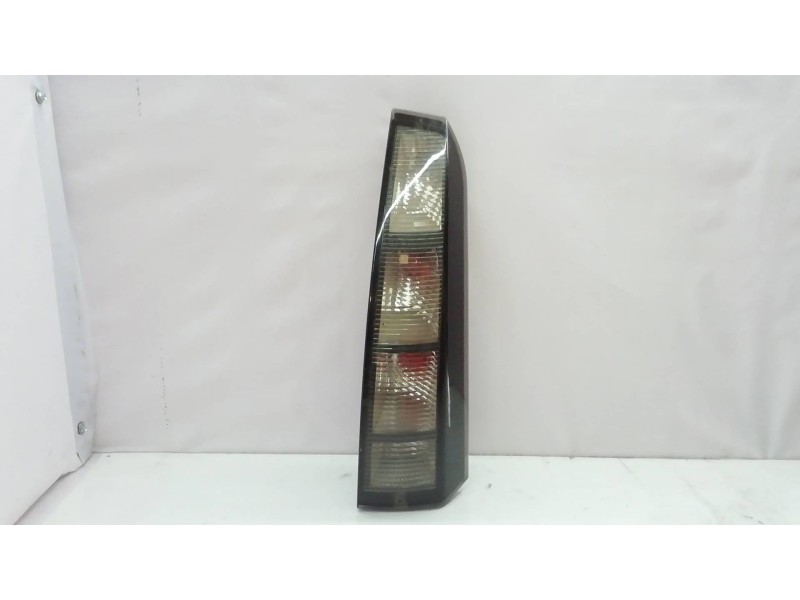 Recambio de piloto trasero derecho para opel meriva cosmo referencia OEM IAM   