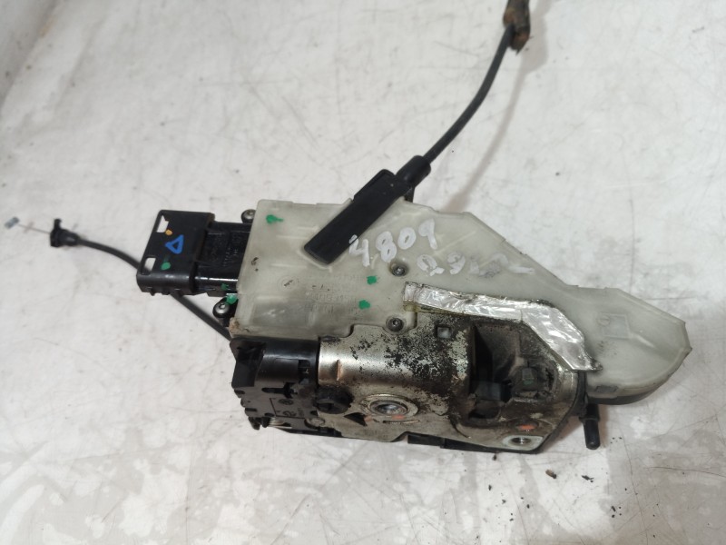 Recambio de cerradura puerta delantera derecha para peugeot 207 confort referencia OEM IAM 24094158 24094158 24094158