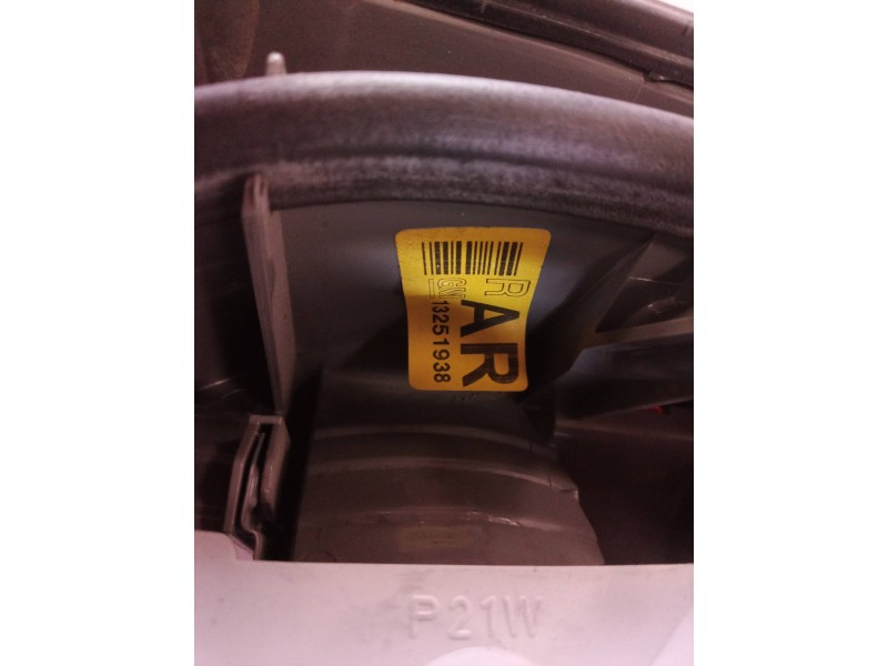 Recambio de piloto trasero derecho para opel vectra c berlina comfort referencia OEM IAM 13251938 13251938 13251938