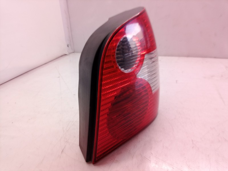 Recambio de piloto trasero derecho para volkswagen polo (9n1) trendline referencia OEM IAM   