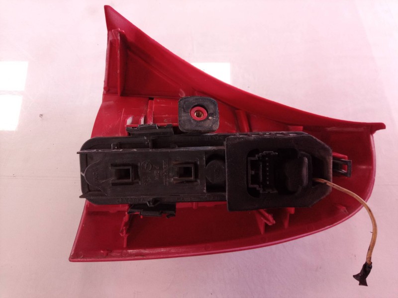 Recambio de piloto trasero izquierdo para renault clio ii fase ii (b/cb0) authentique referencia OEM IAM   