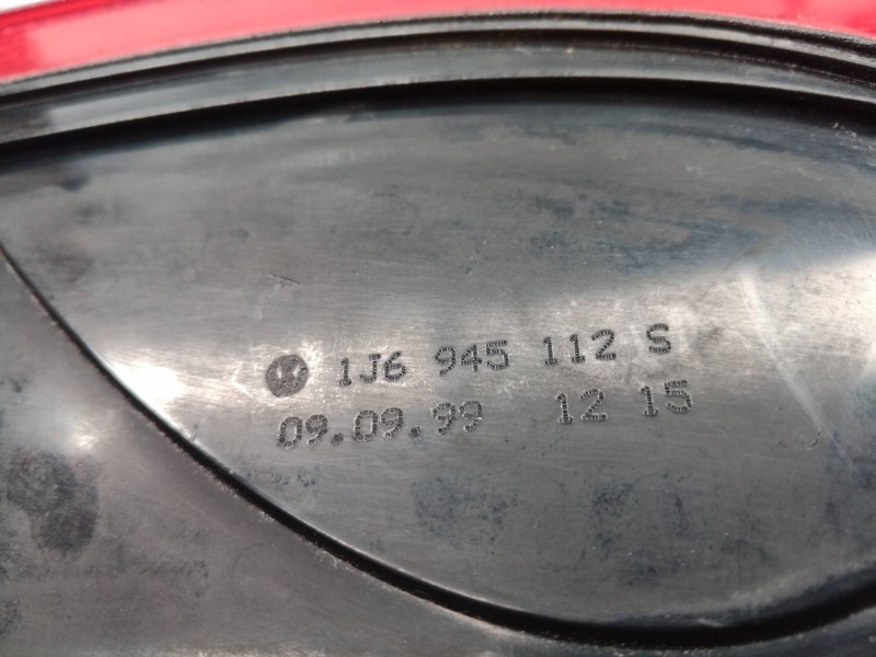 Recambio de piloto trasero derecho para volkswagen golf iv berlina (1j1) highline referencia OEM IAM 1J6945112S 1J6945112 1J6945