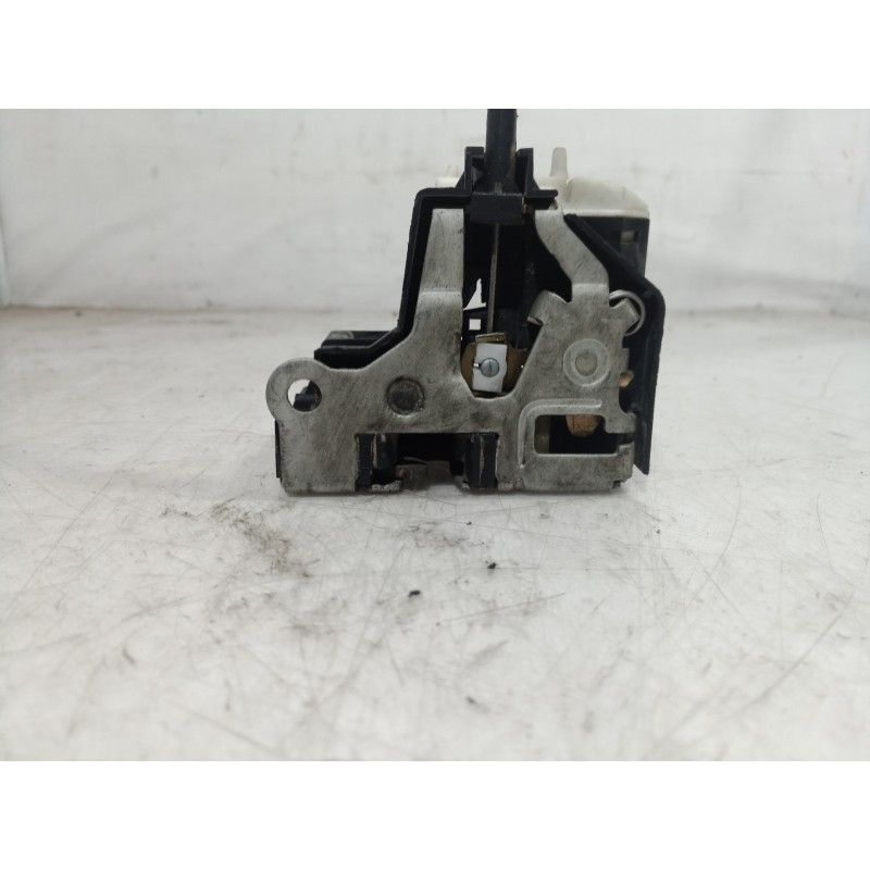 Recambio de cerradura puerta delantera derecha para renault clio ii fase ii (b/cb0) authentique referencia OEM IAM   