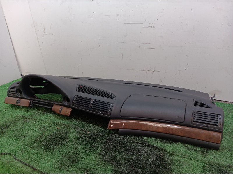 Recambio de salpicadero para bmw serie 7 (e38) 730il referencia OEM IAM   