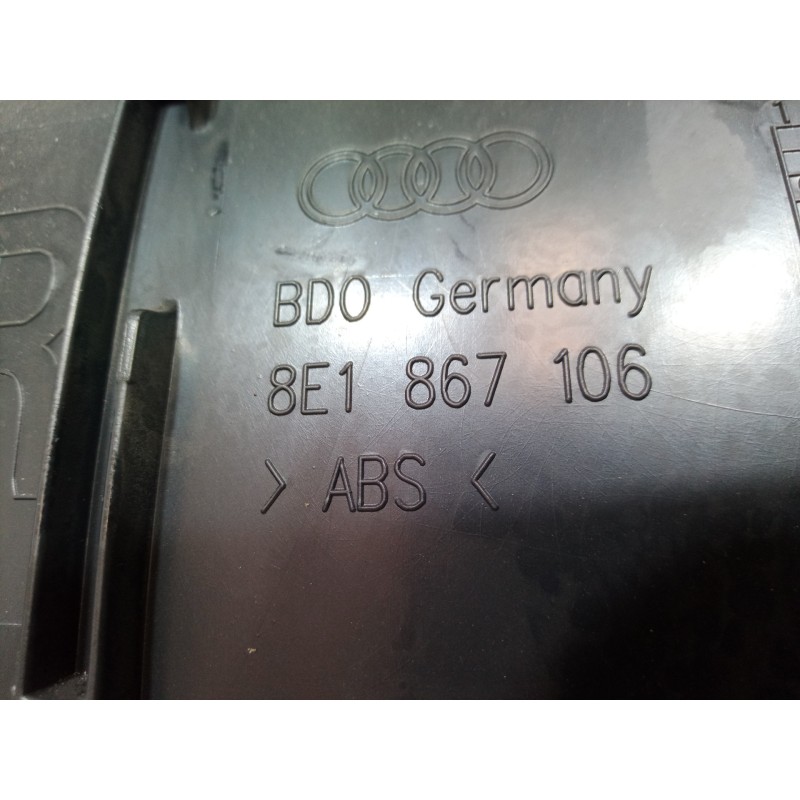 Recambio de guarnecido puerta delantera derecha para audi a4 berlina (8e) 2.0 tdi 16v (103kw) referencia OEM IAM 8E1867106 8E186