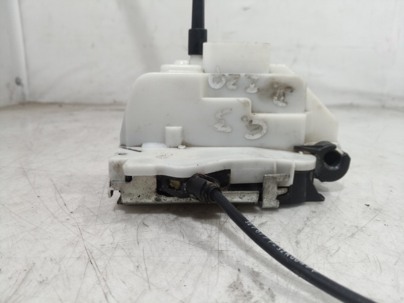 Recambio de cerradura puerta delantera izquierda para citroën c3 referencia OEM IAM 46982980 46982980 46982980