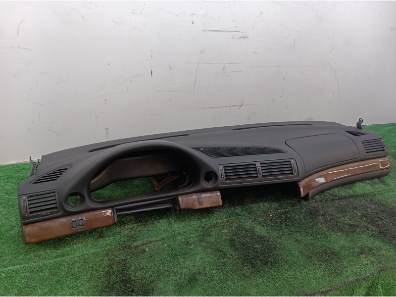 Recambio de salpicadero para bmw serie 7 (e38) 730il referencia OEM IAM   