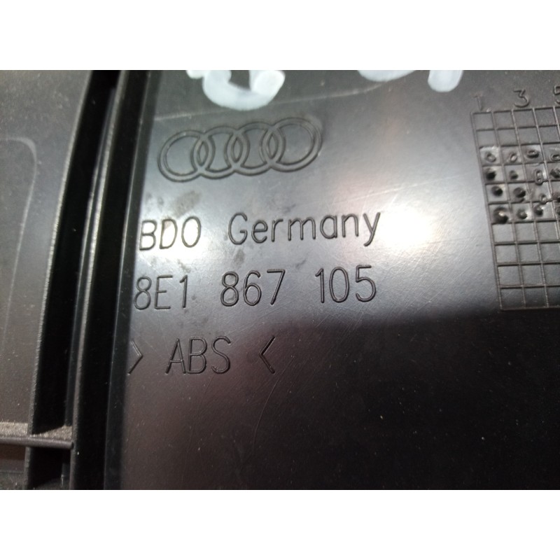 Recambio de guarnecido puerta delantera izquierda para audi a4 berlina (8e) 2.0 tdi 16v (103kw) referencia OEM IAM 8E1867105 8E1