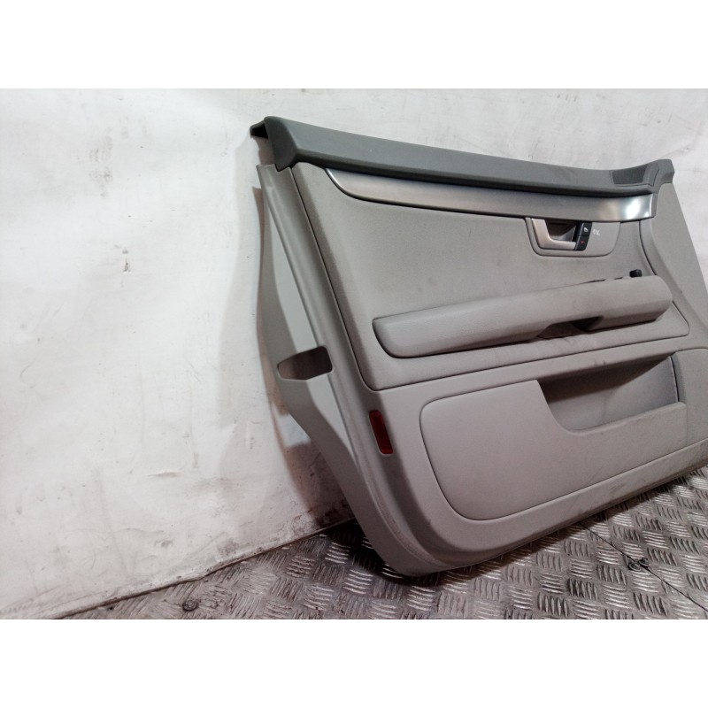 Recambio de guarnecido puerta delantera izquierda para audi a4 berlina (8e) 2.0 tdi 16v (103kw) referencia OEM IAM 8E1867105 8E1