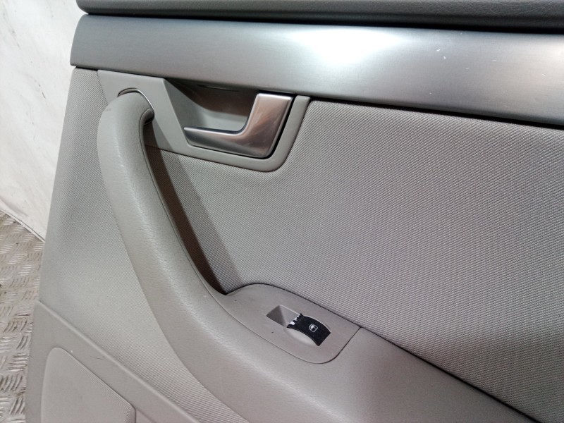 Recambio de guarnecido puerta trasera derecha para audi a4 berlina (8e) 2.0 tdi 16v (103kw) referencia OEM IAM 8E0867306 8E08673