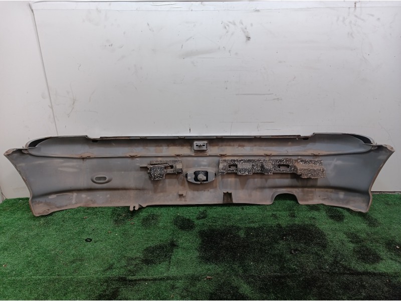 Recambio de paragolpes trasero para peugeot 206 berlina quicksilver referencia OEM IAM 95111S01 95111S01 95111S01