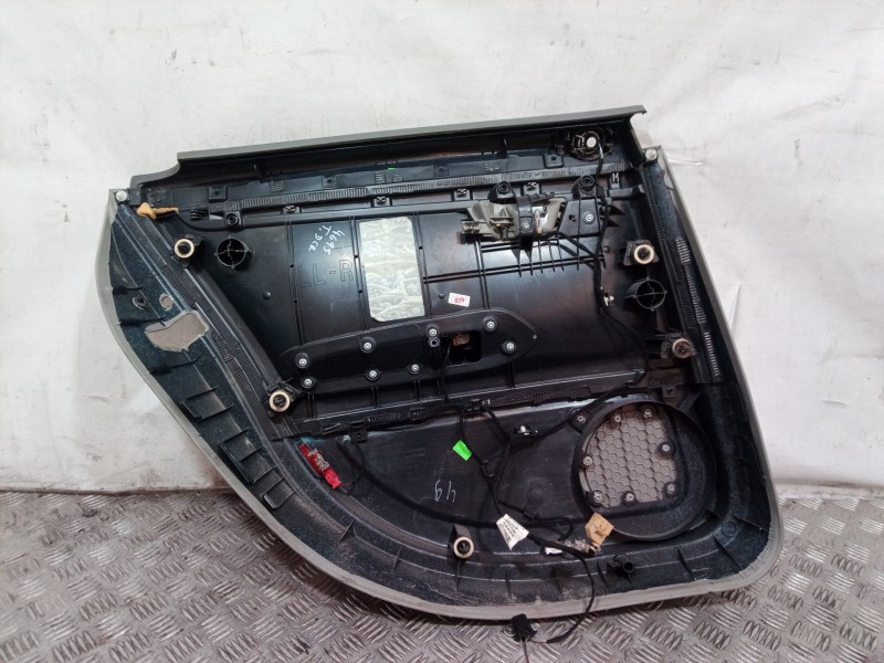 Recambio de guarnecido puerta trasera derecha para audi a4 berlina (8e) 2.0 tdi 16v (103kw) referencia OEM IAM 8E0867306 8E08673