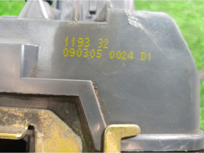 Recambio de cerradura puerta trasera derecha para renault scenic ii referencia OEM IAM 119332 119332 119332 Recambio de cerradura puerta trasera derecha para renault scenic ii referencia OEM IAM 119332 119332 119332