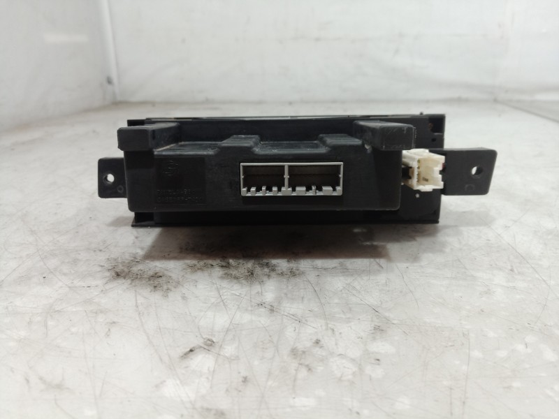 Recambio de mando climatizador para ssangyong kyron 200 xdi 2wd referencia OEM IAM 6870009020 6870009020 6870009020