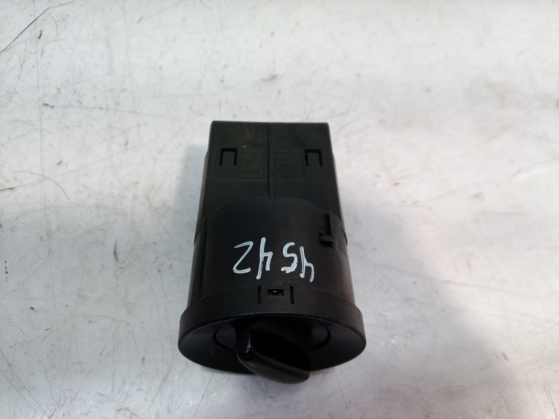 Recambio de mando luces para volkswagen golf iv berlina (1j1) 25 aniversario referencia OEM IAM 1C0941531 1C0941531 1C0941531