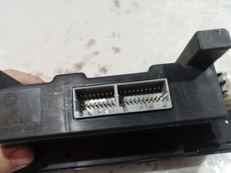 Recambio de mando climatizador para ssangyong kyron 200 xdi 2wd referencia OEM IAM 6870009020 6870009020 6870009020