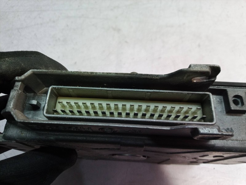 Recambio de centralita motor uce para citroën saxo 1.1 image referencia OEM IAM 0261204622 0261204622 9630278180