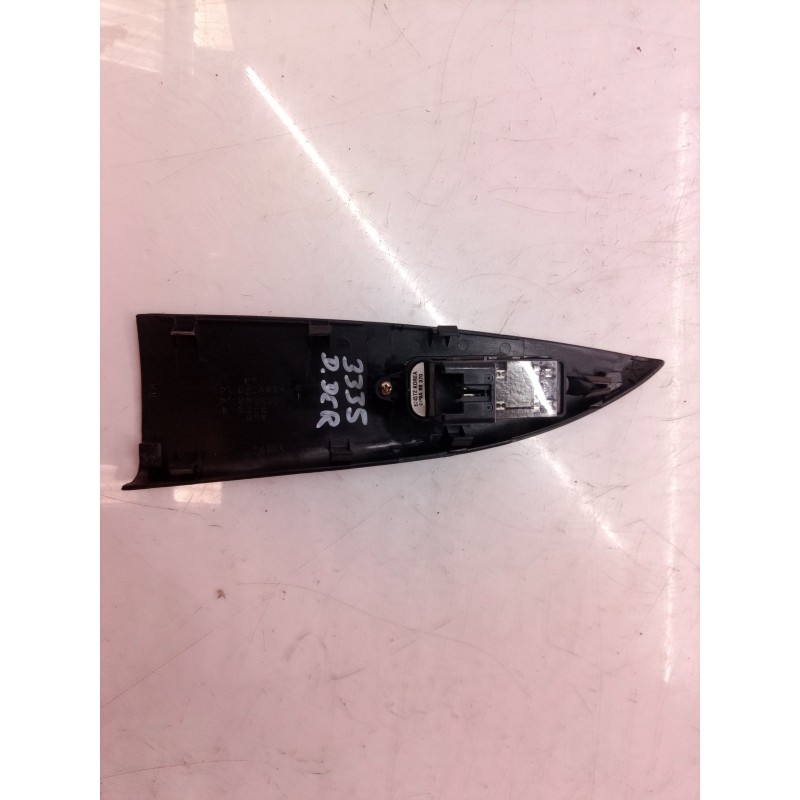 Recambio de mando elevalunas delantero derecho para mazda 6 berlina (gg) 2.0 active (5-ptas.) referencia OEM IAM   