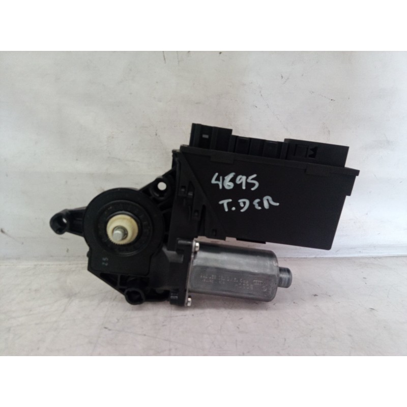 Recambio de motor elevalunas trasero derecho para audi a4 berlina (8e) 2.0 tdi 16v (103kw) referencia OEM IAM 8E0959802A 8E09598