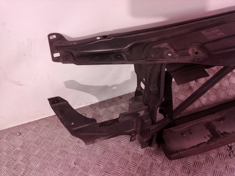 Recambio de panel frontal para seat leon (1m1) stella referencia OEM IAM   