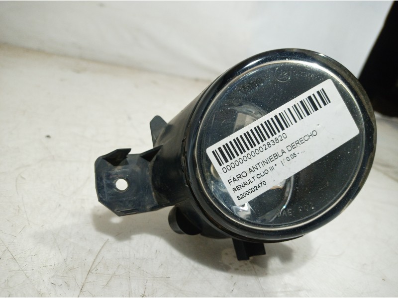 Recambio de faro antiniebla derecho para renault clio iii dynamique referencia OEM IAM 8200002470 8200002470 8200002470