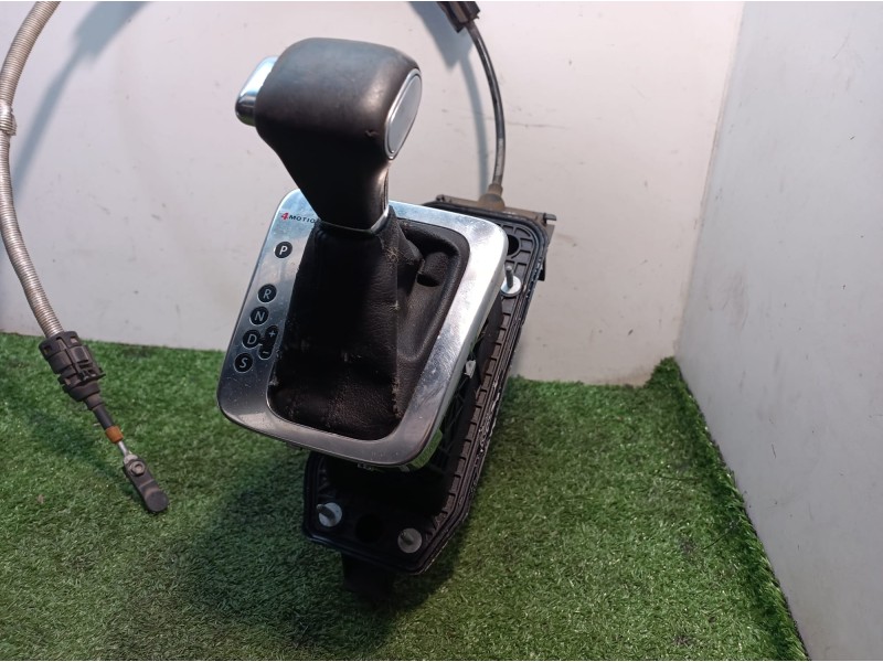 Recambio de palanca cambio para volkswagen tiguan (5n1) 2.0 tdi referencia OEM IAM 5N1713025 5N1713025 10001912301