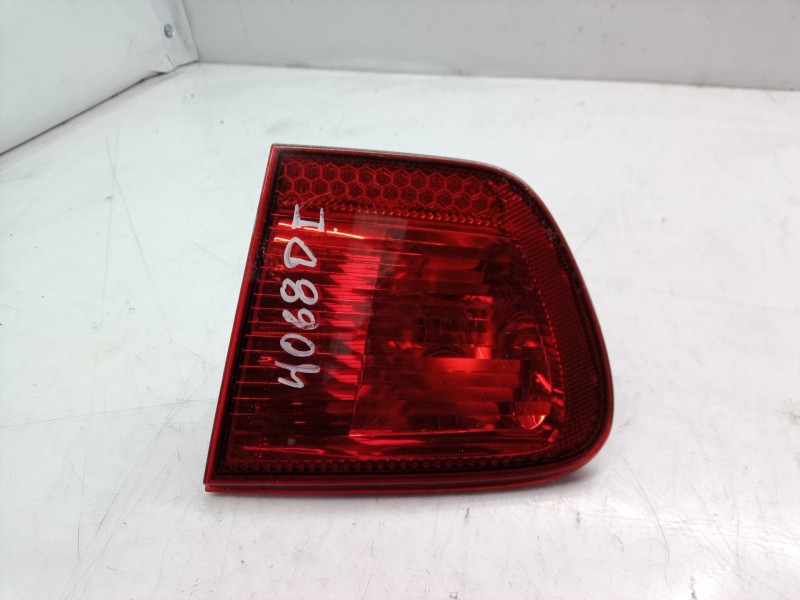 Recambio de piloto trasero derecho interior para seat ibiza (6k1) select referencia OEM IAM   