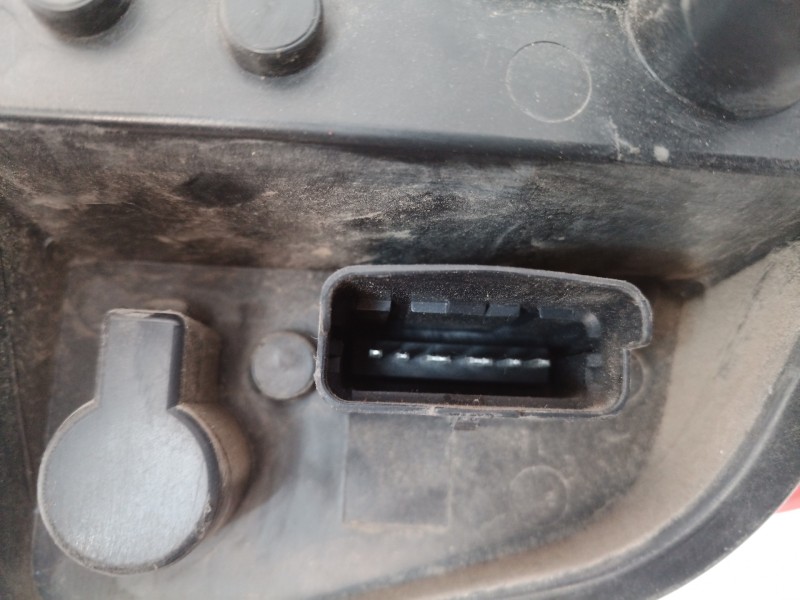 Recambio de piloto trasero izquierdo para renault clio iii dynamique referencia OEM IAM 89035079 89035079 89035079