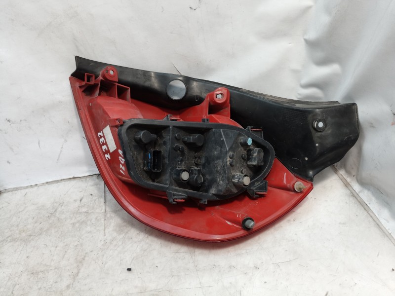 Recambio de piloto trasero izquierdo para renault clio iii dynamique referencia OEM IAM 89035079 89035079 89035079